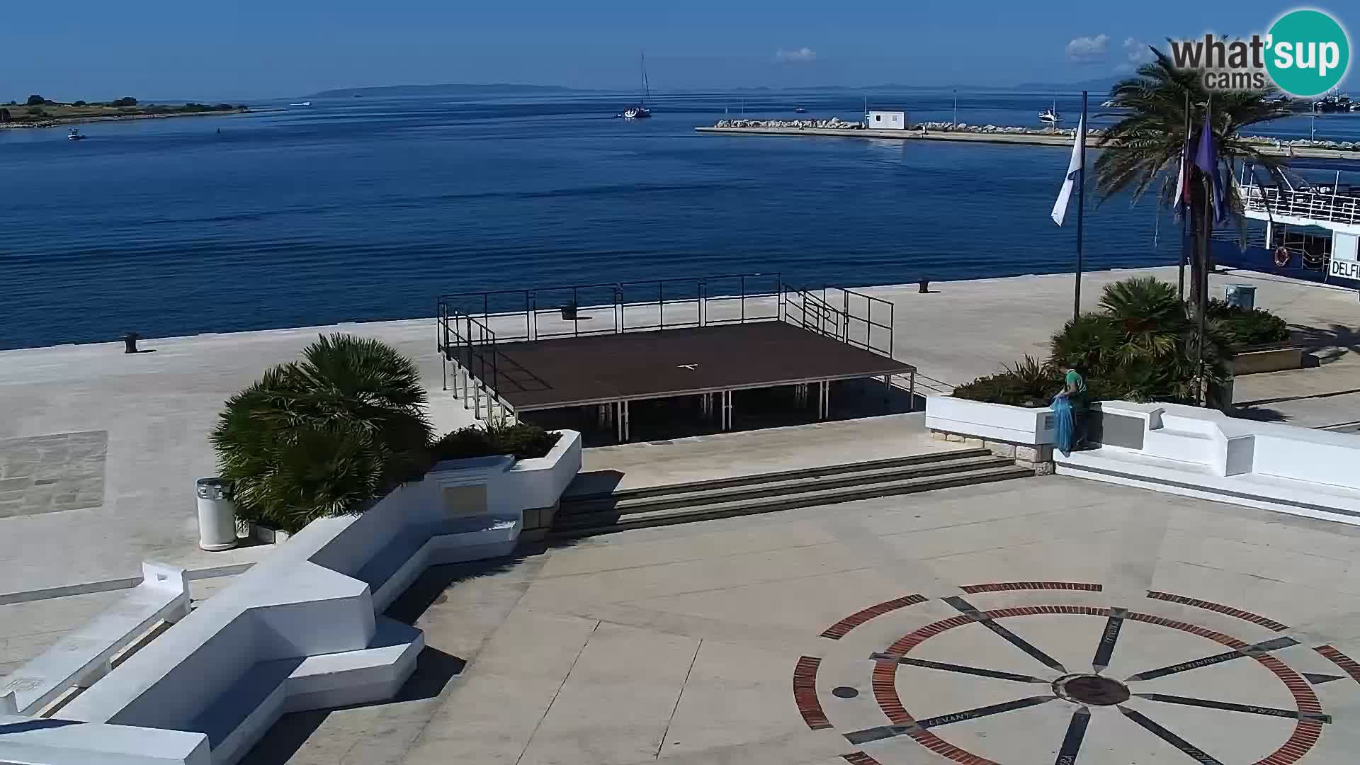 Web kamera Novalja promenada