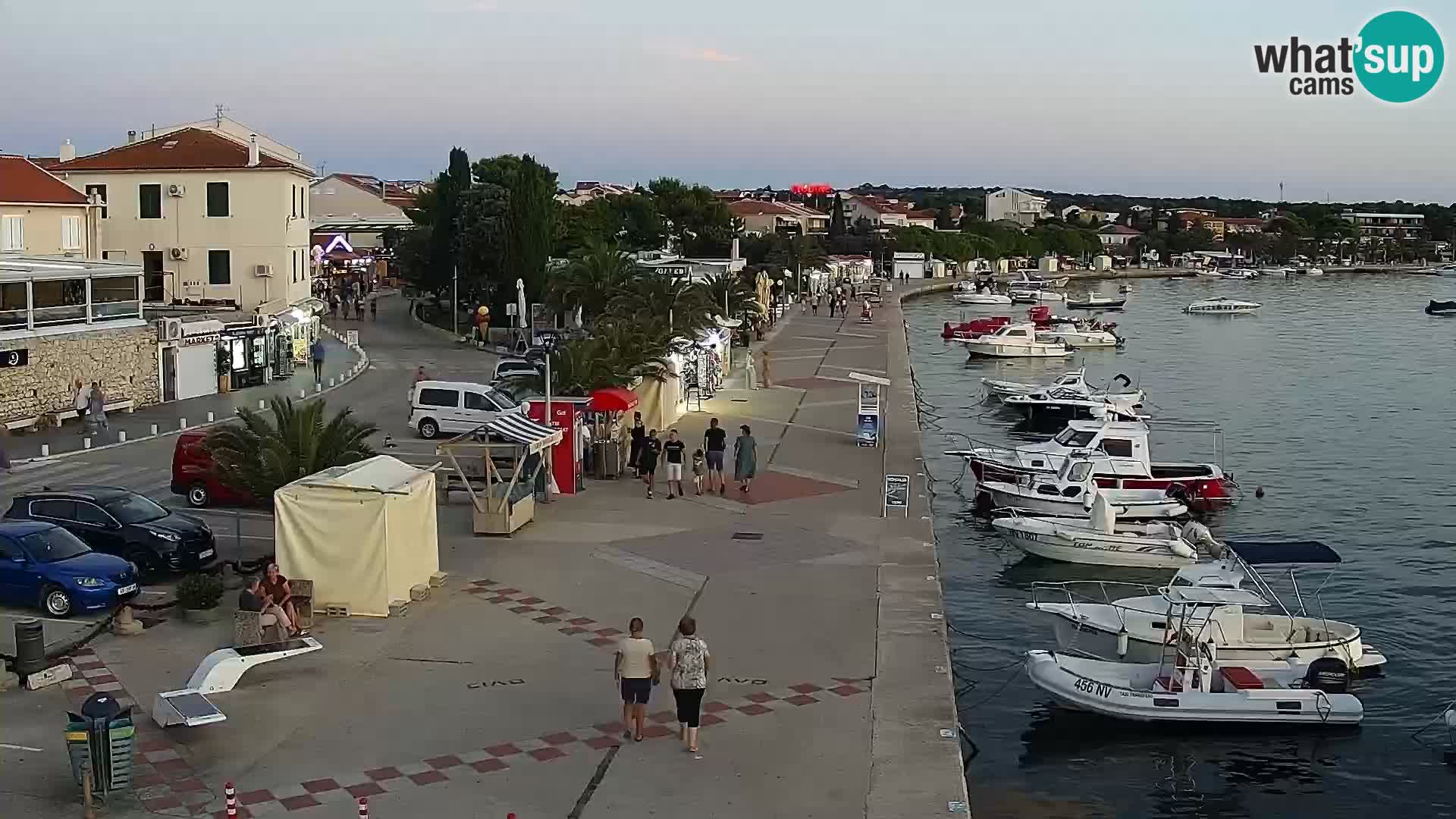 Webcam Novalja seaside promenade