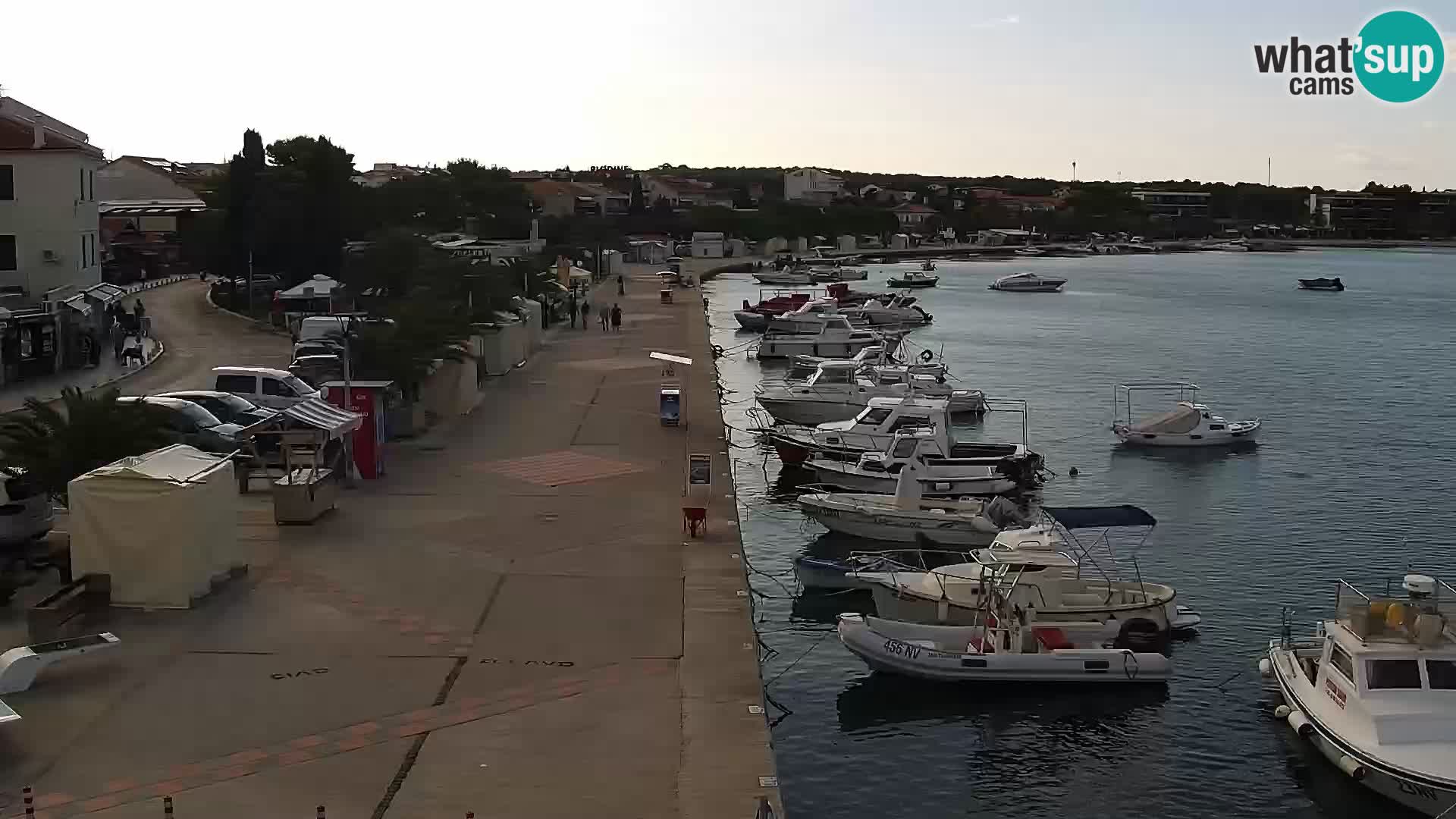 Novalja spletna kamera promenada