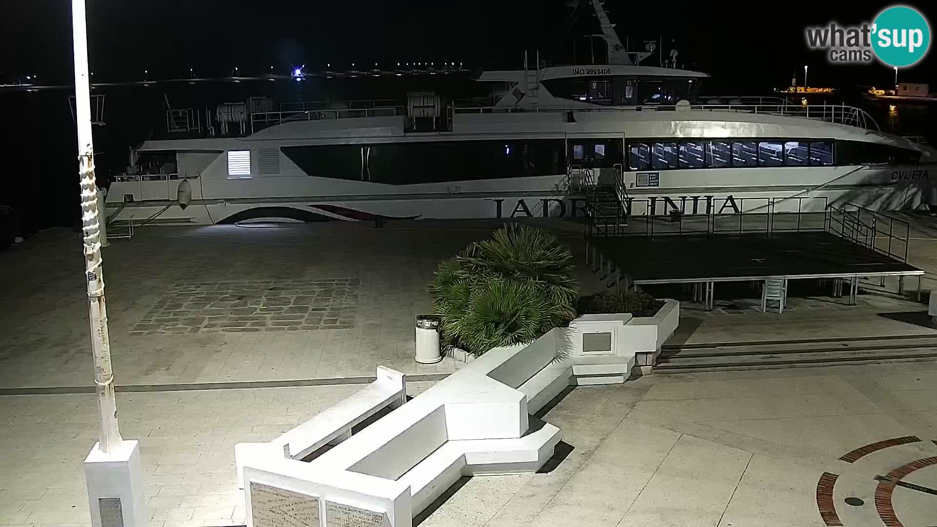 Webcam Novalja seaside promenade