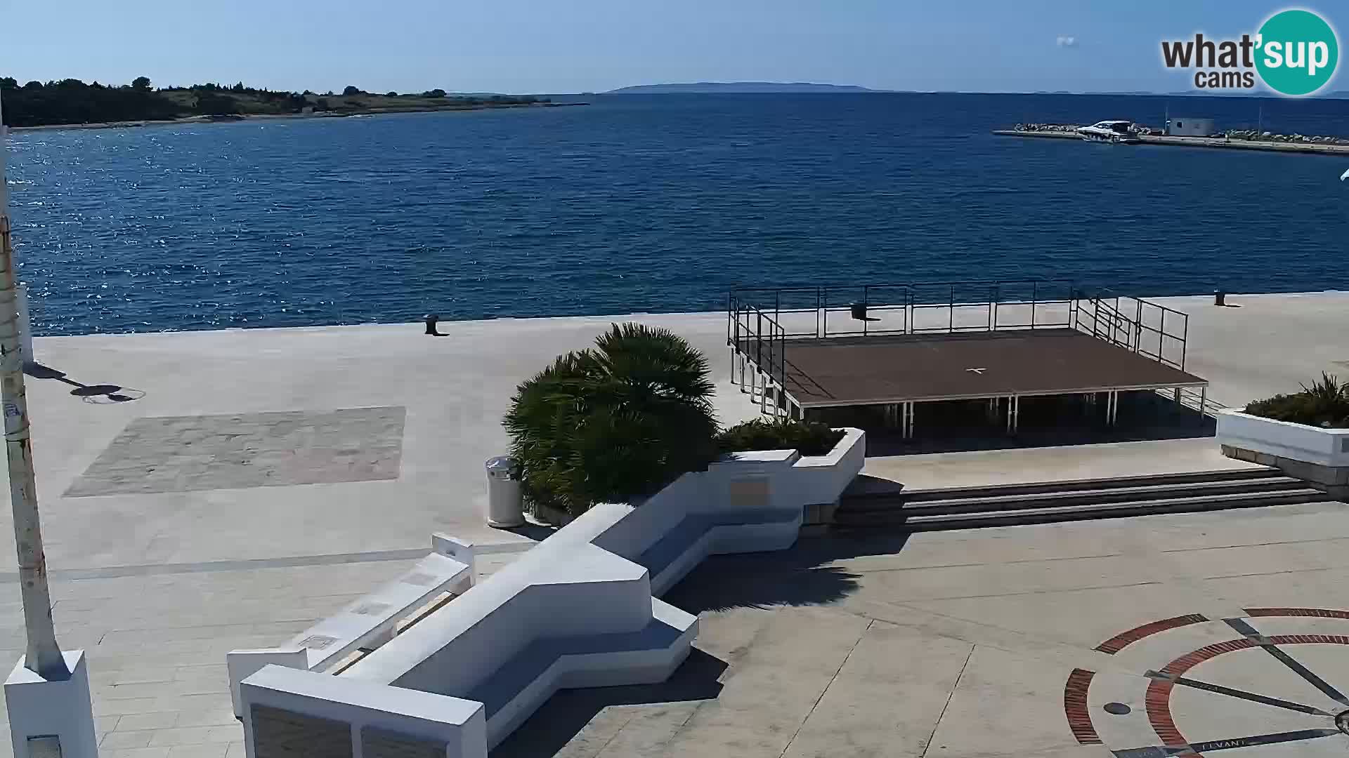 Webcam Novalja seaside promenade