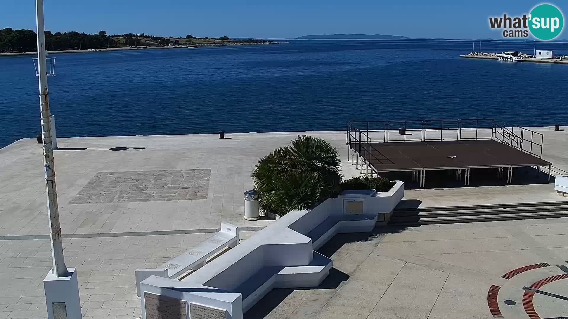Web kamera Novalja promenada