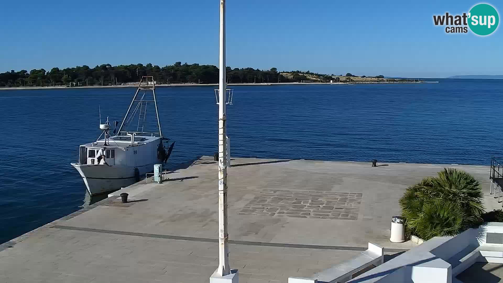 Webcam Novalja seaside promenade
