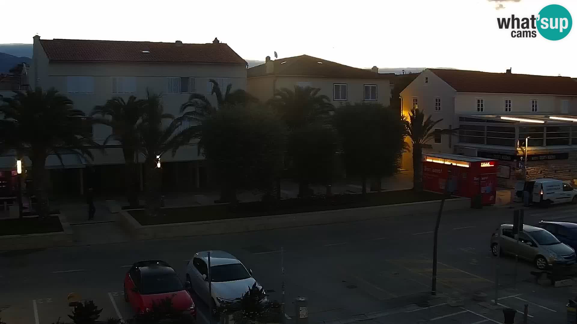 Novalja spletna kamera promenada