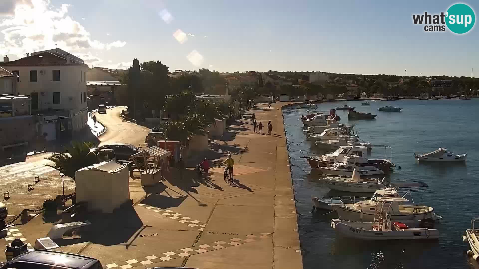 Novalja spletna kamera promenada