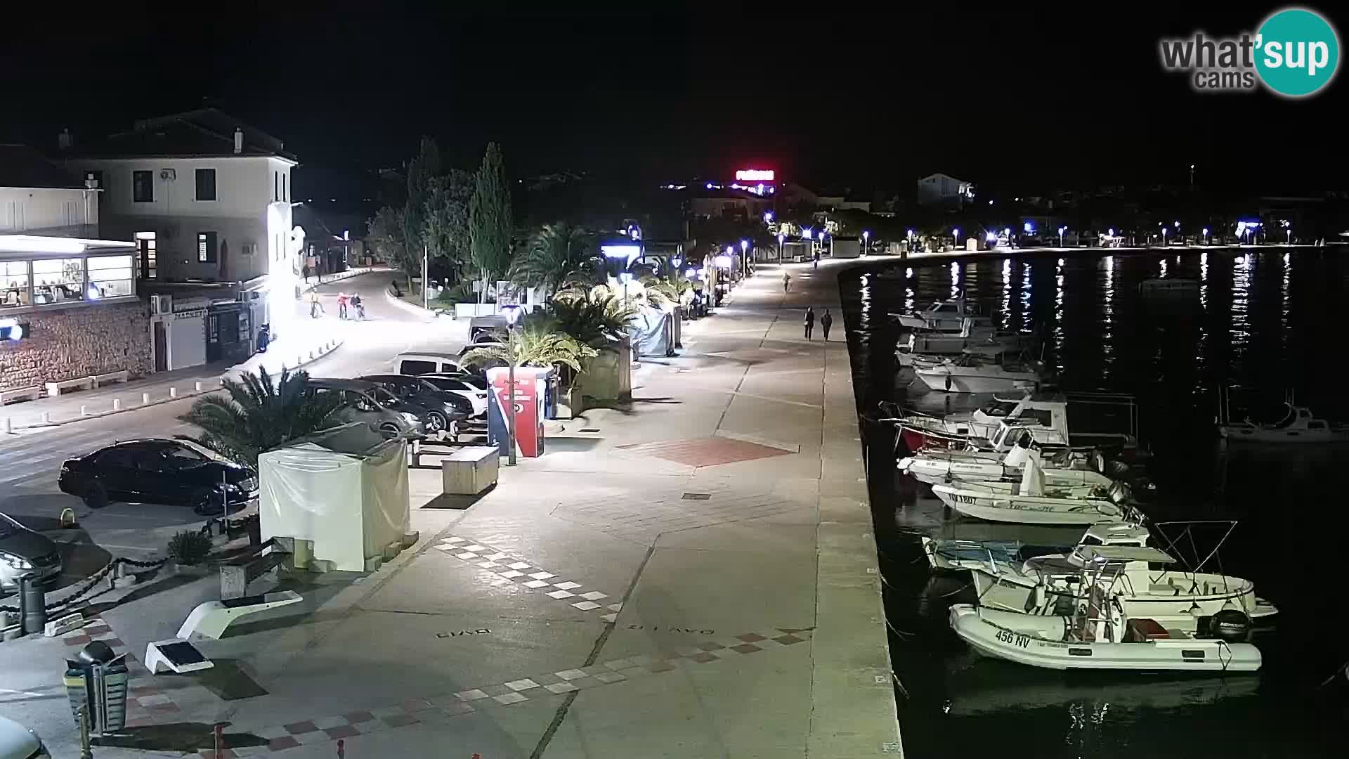Web kamera Novalja promenada