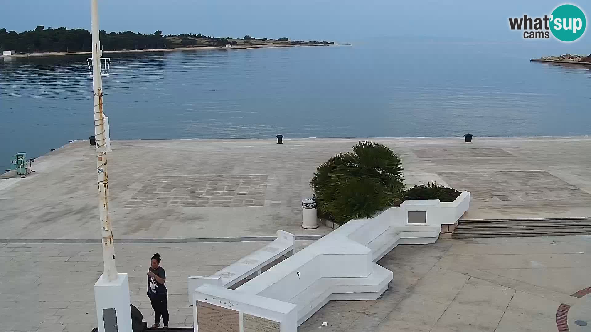 Webcam Novalja seaside promenade