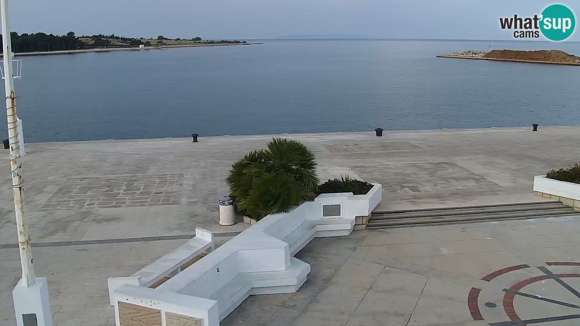 Livecam Promenade a Novalja