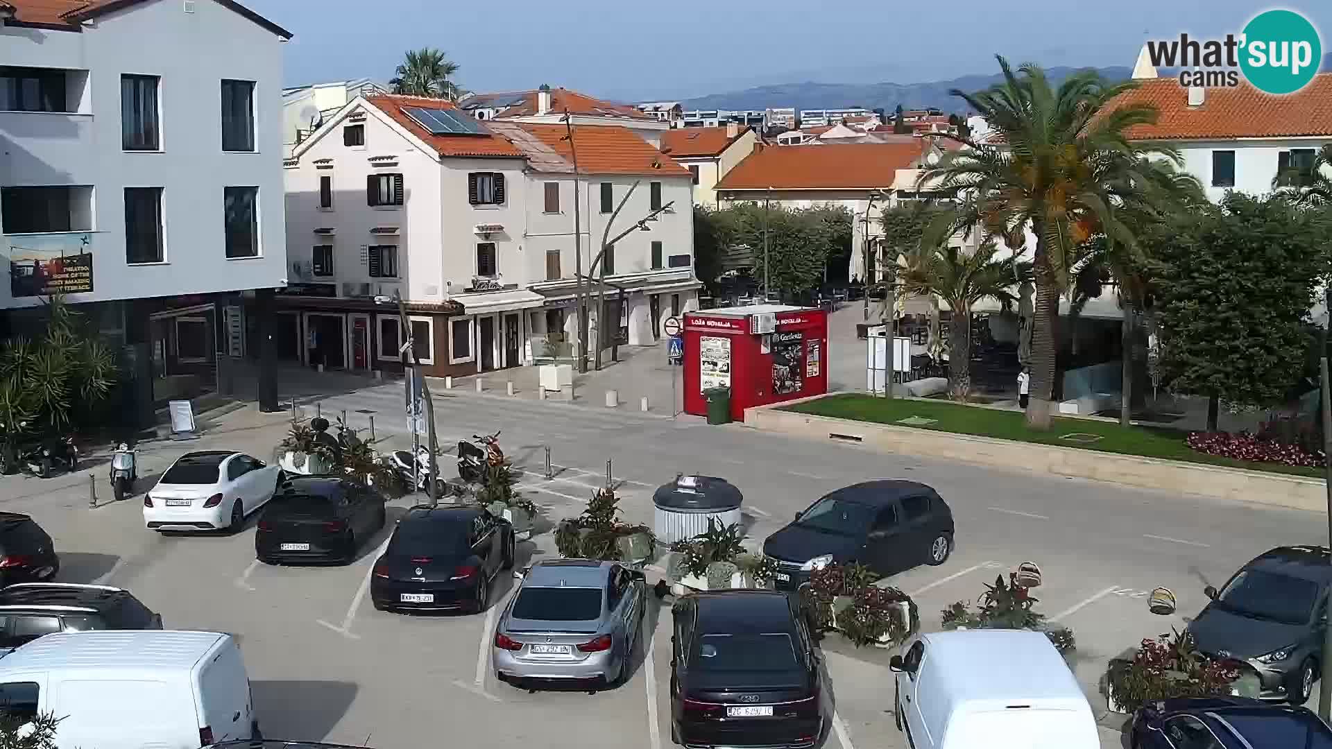 Web kamera Novalja promenada