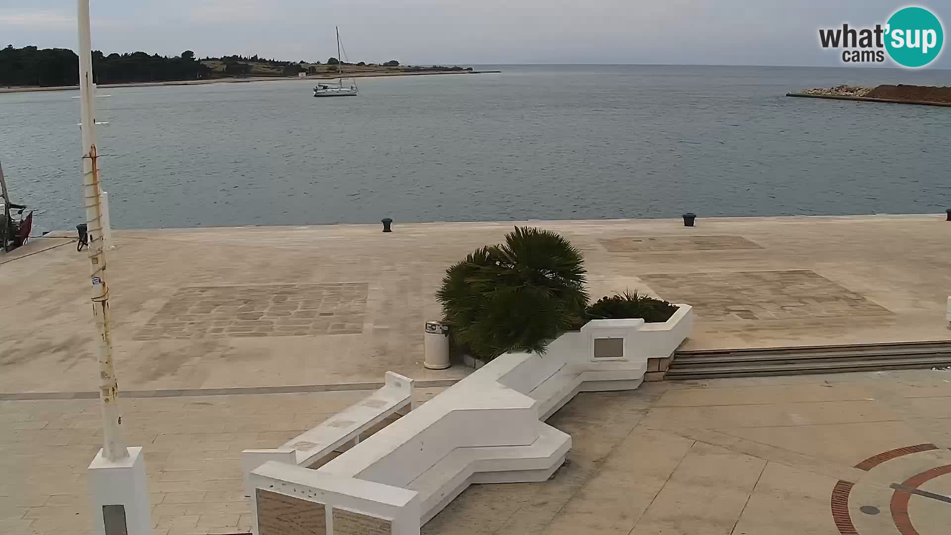 Livecam Promenade a Novalja