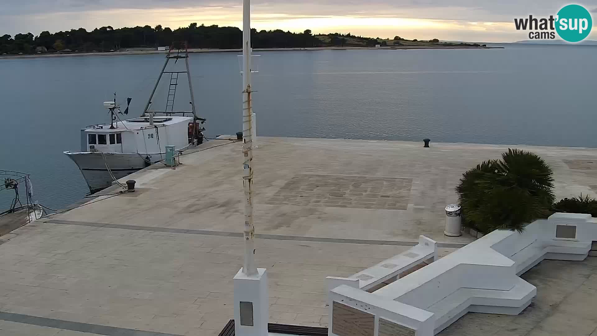Web kamera Novalja promenada