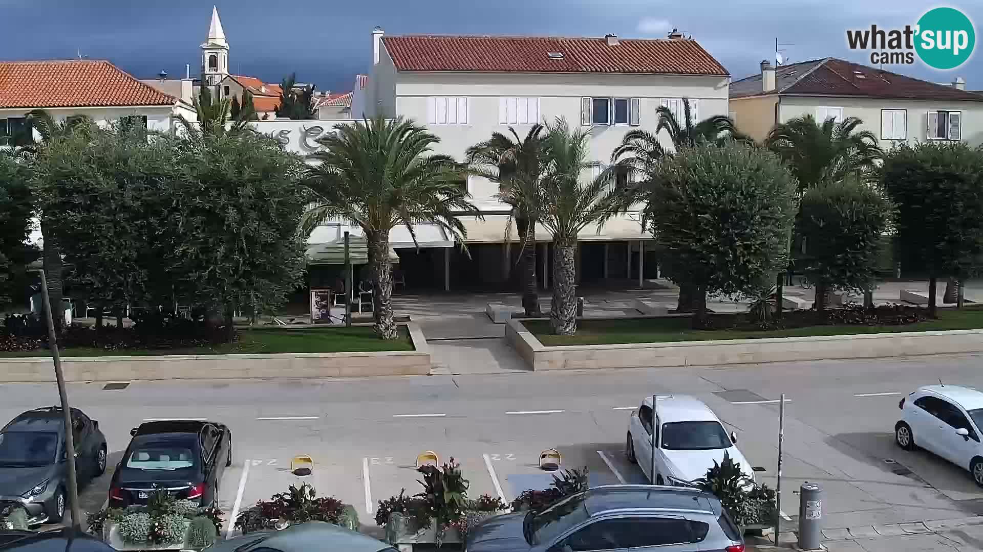Webcam Novalja seaside promenade