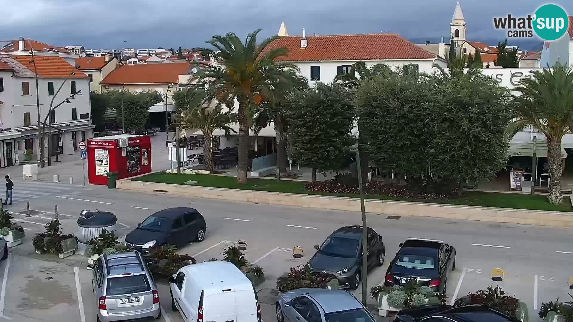 Novalja spletna kamera promenada