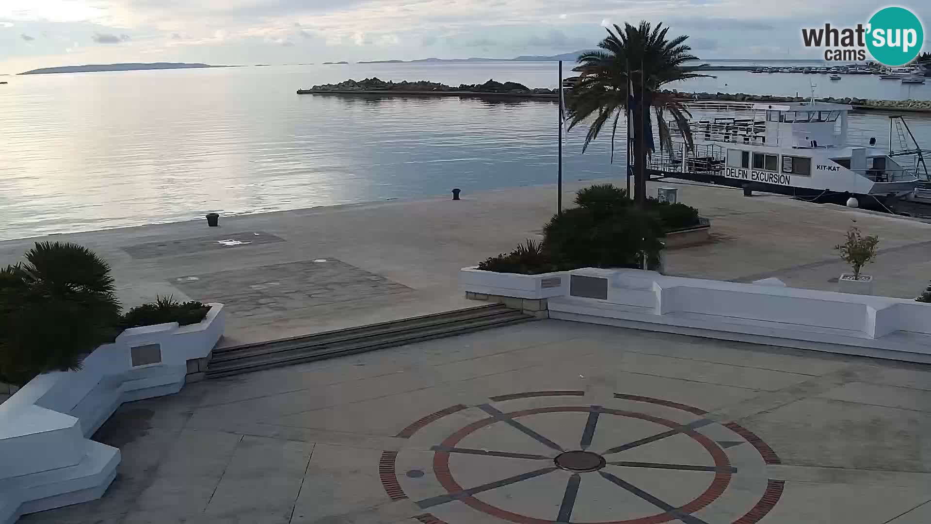 Novalja spletna kamera promenada