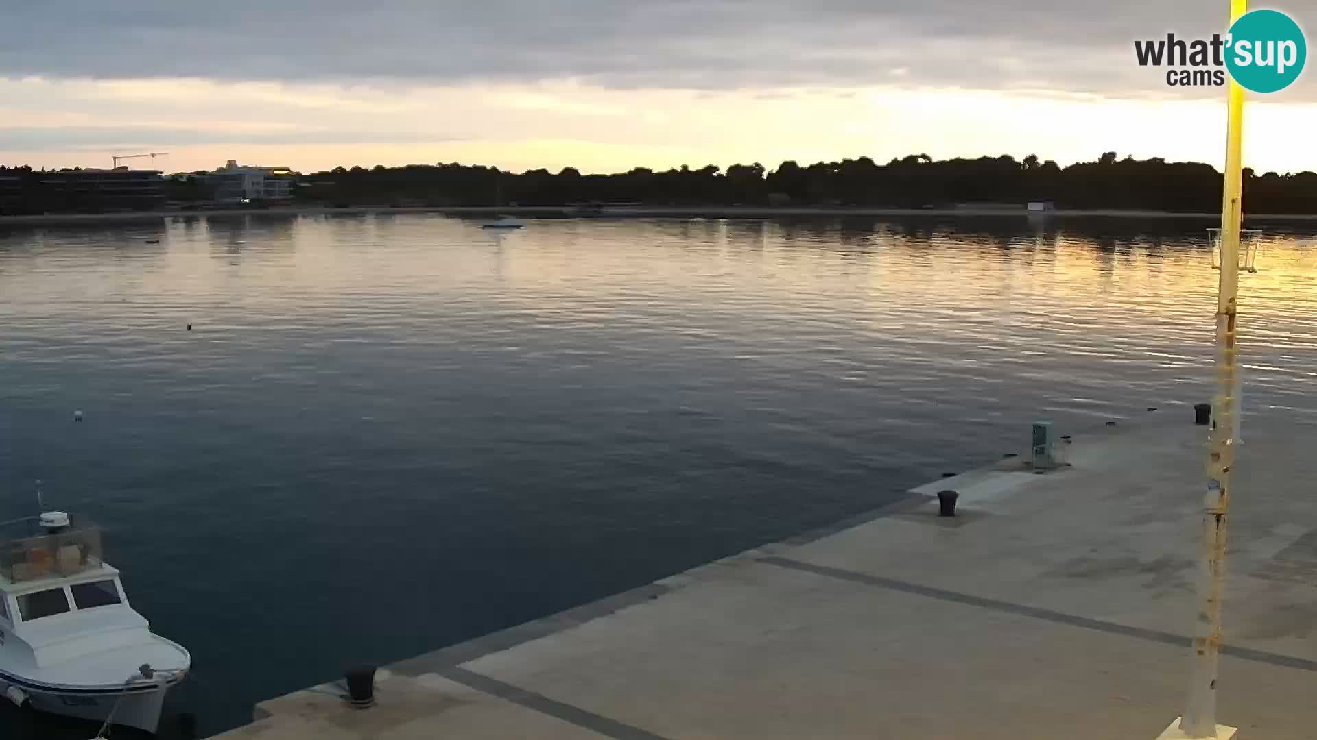 Web kamera Novalja promenada