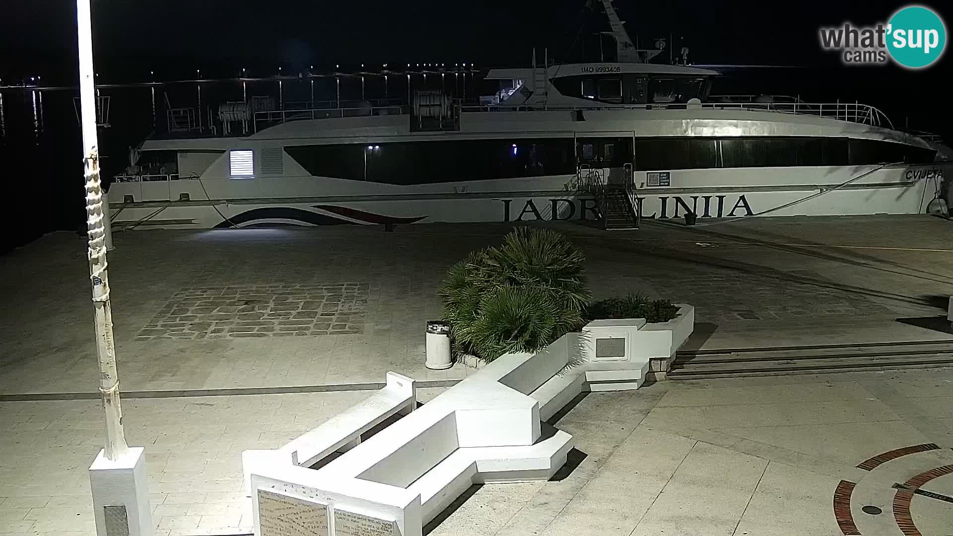 Webcam Novalja seaside promenade