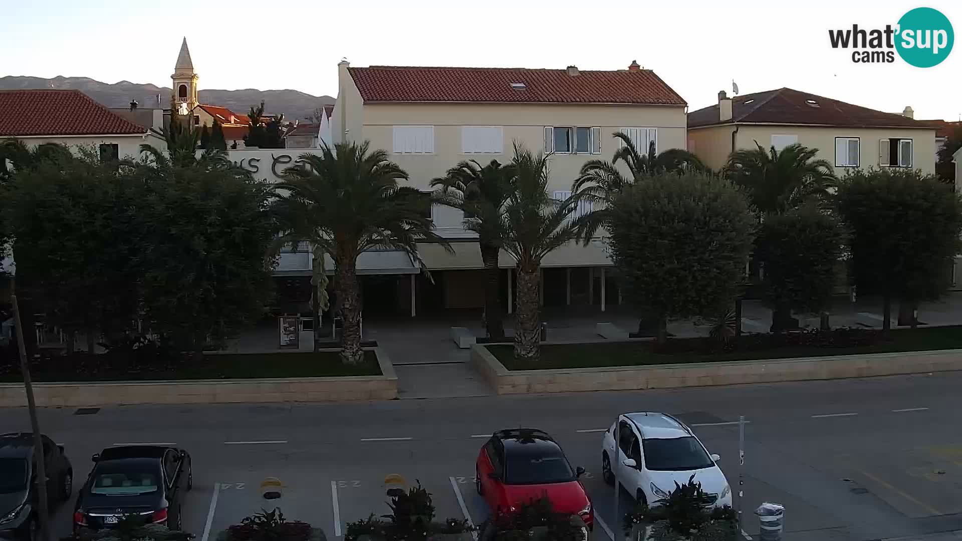 Webcam Novalja seaside promenade