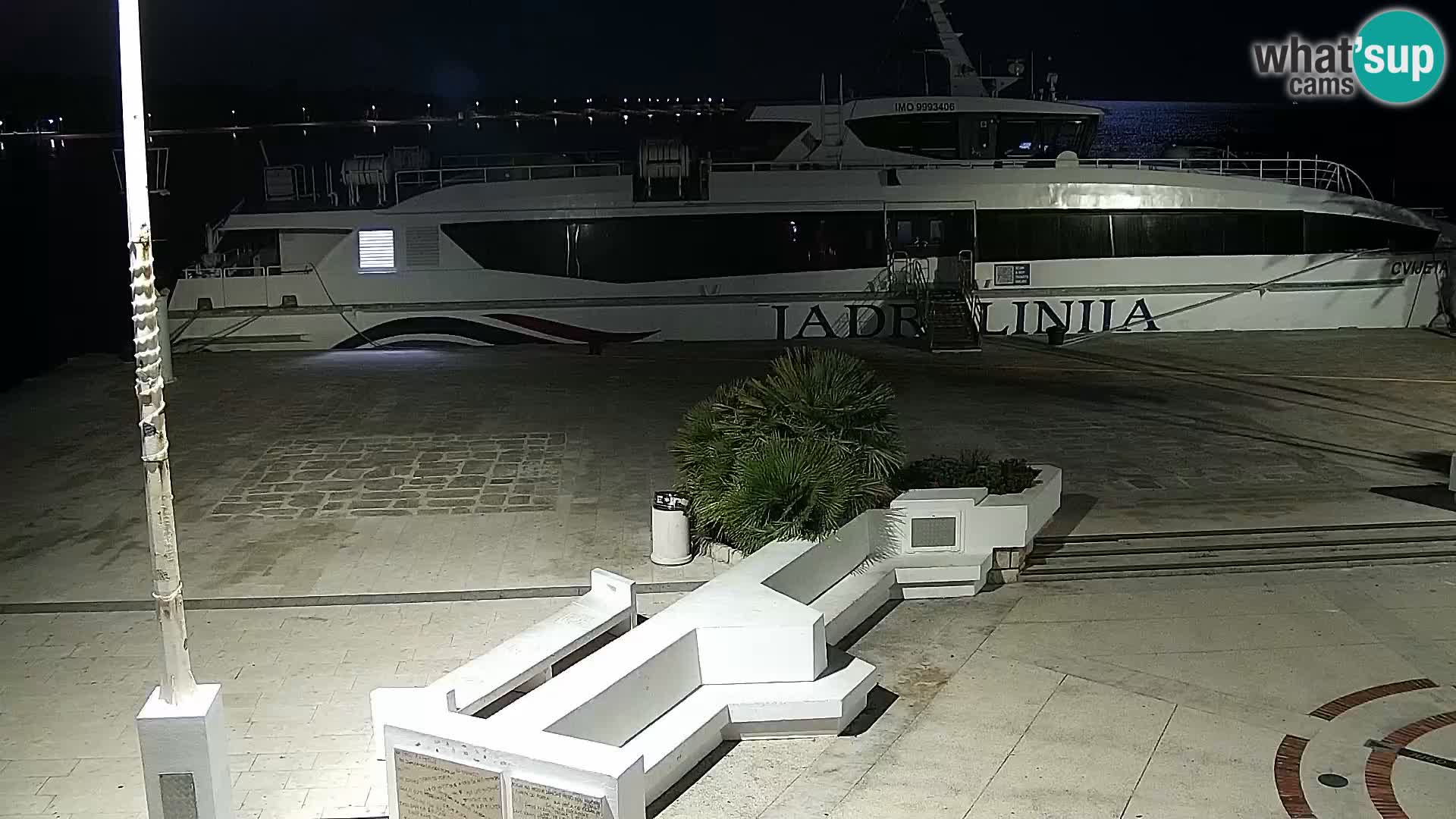 Webcam Novalja seaside promenade
