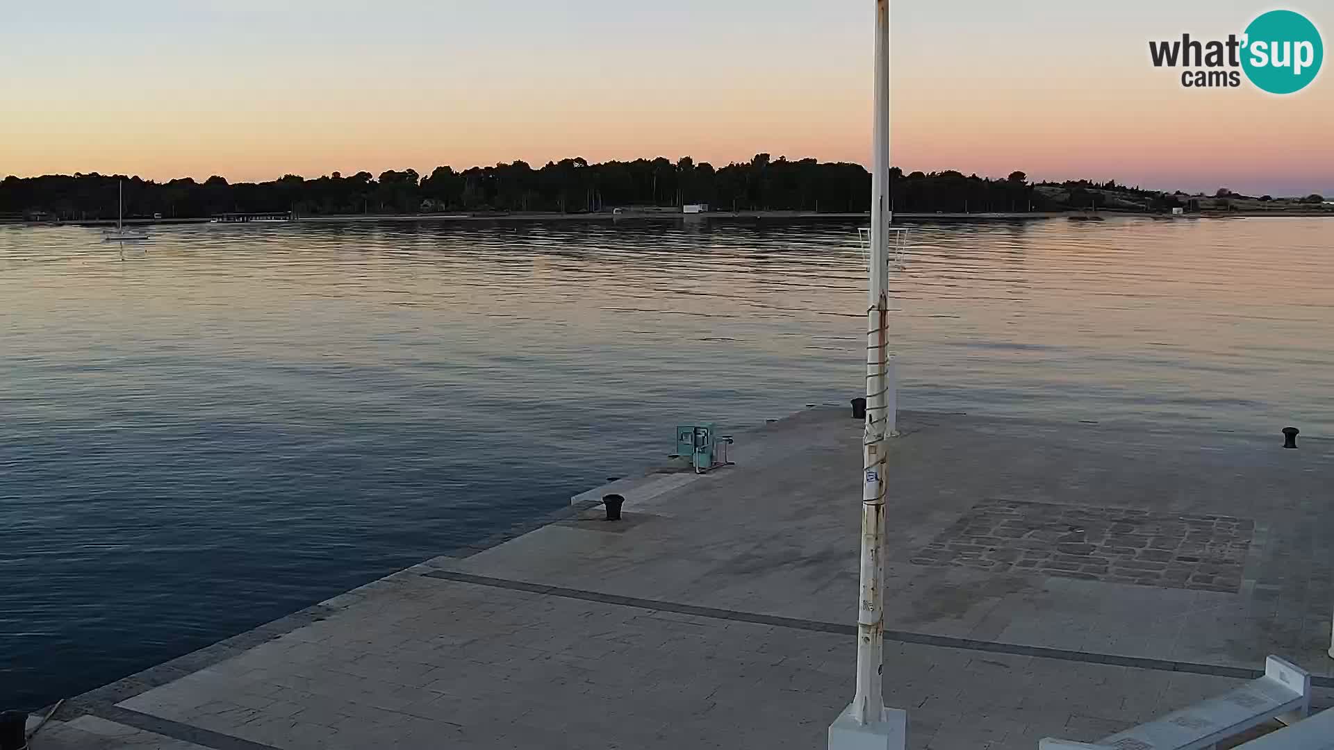 Novalja Livecam promenade