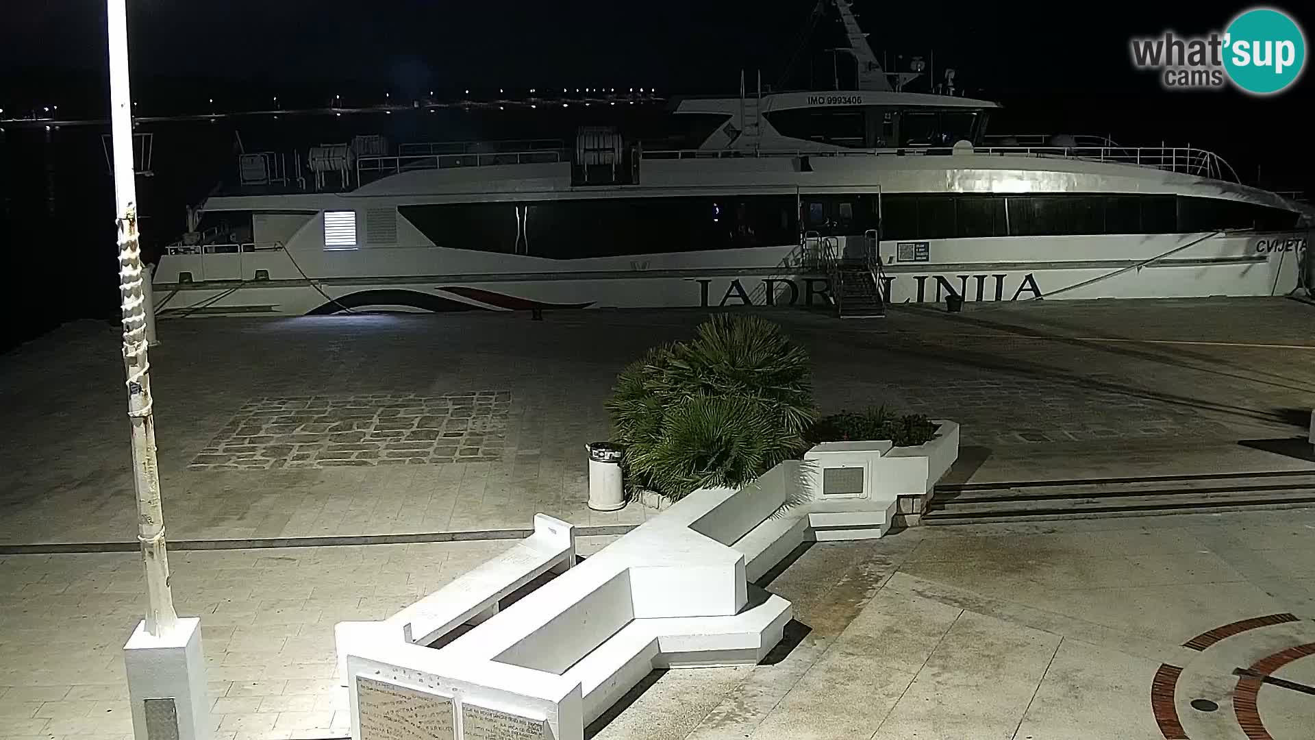 Webcam Novalja seaside promenade