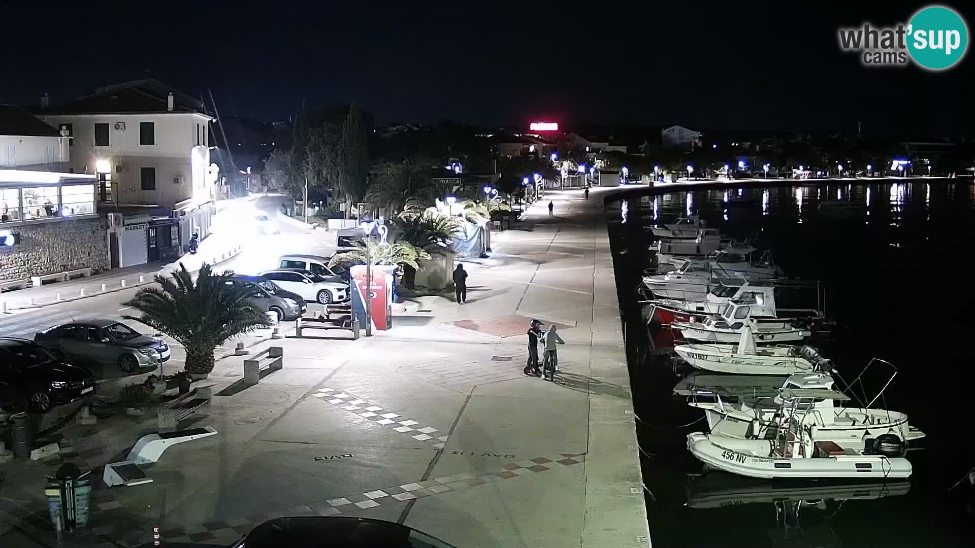 Novalja spletna kamera promenada