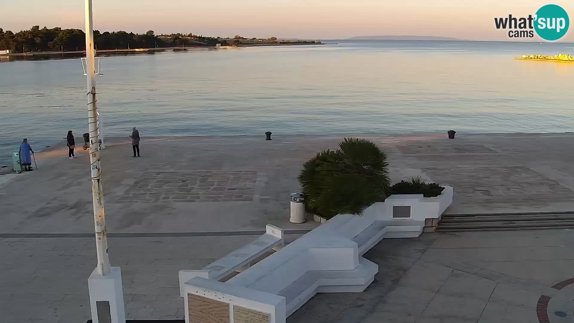 Novalja Livecam promenade
