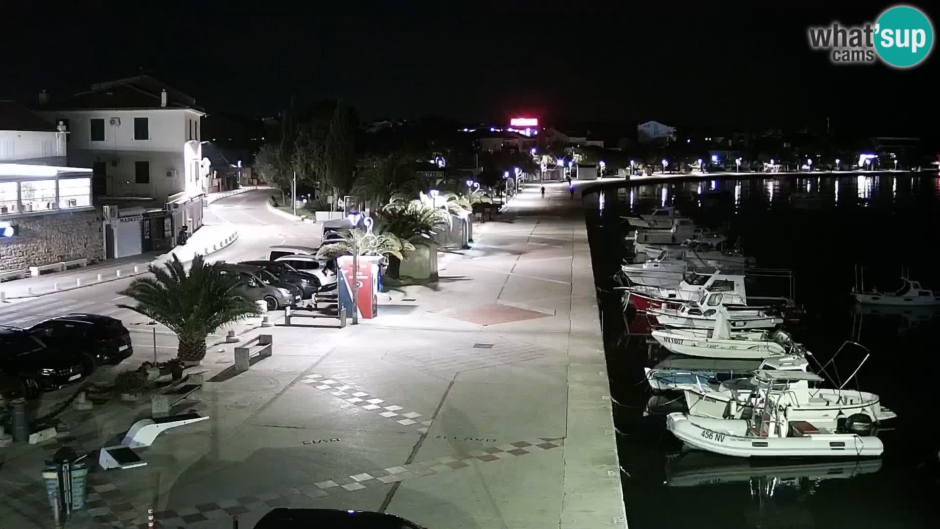 Web kamera Novalja promenada