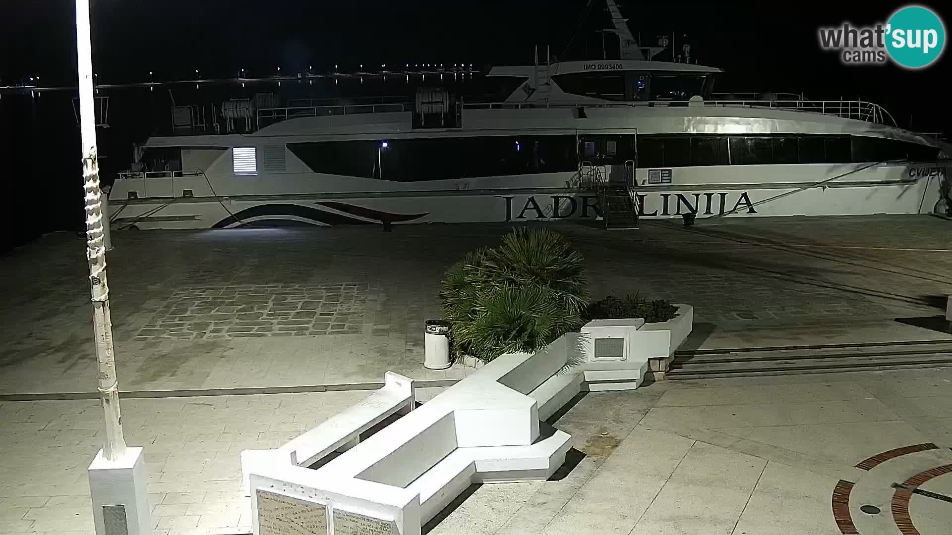 Webcam Novalja seaside promenade