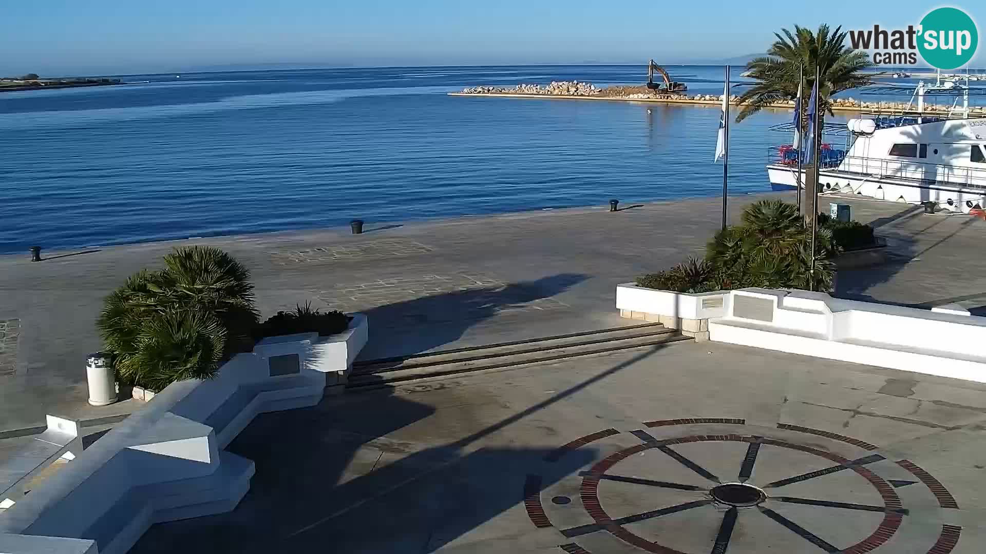 Web kamera Novalja promenada