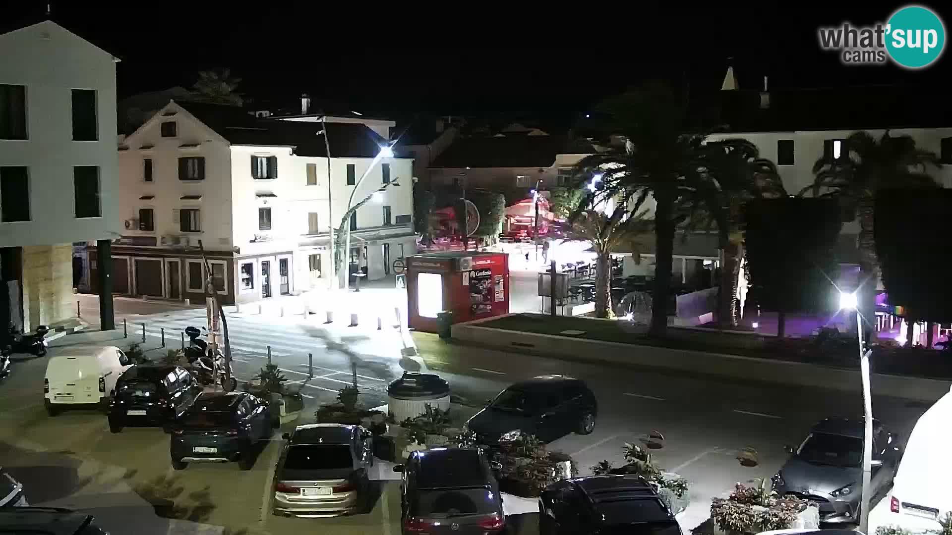 Novalja spletna kamera promenada