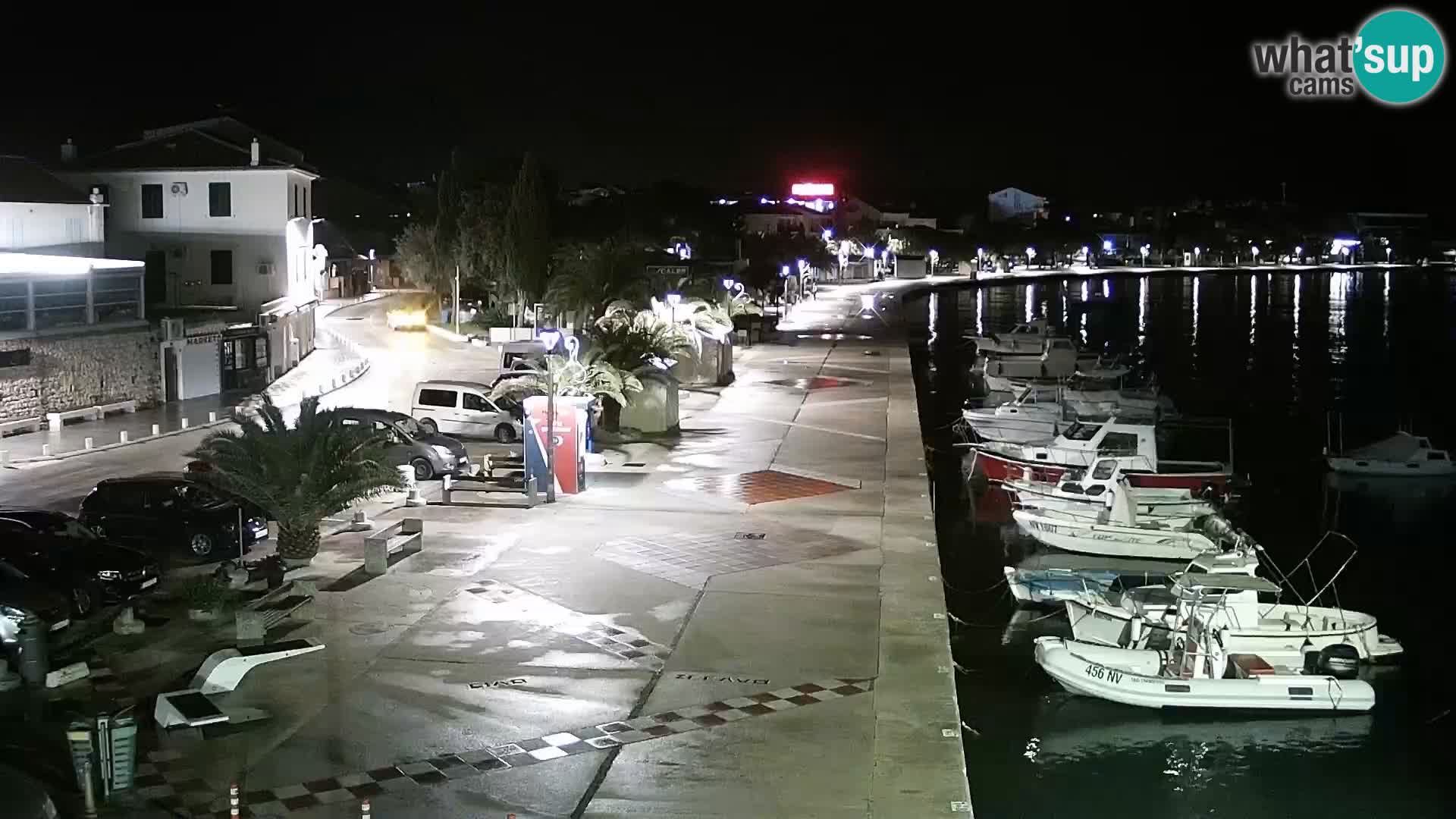 Novalja spletna kamera promenada