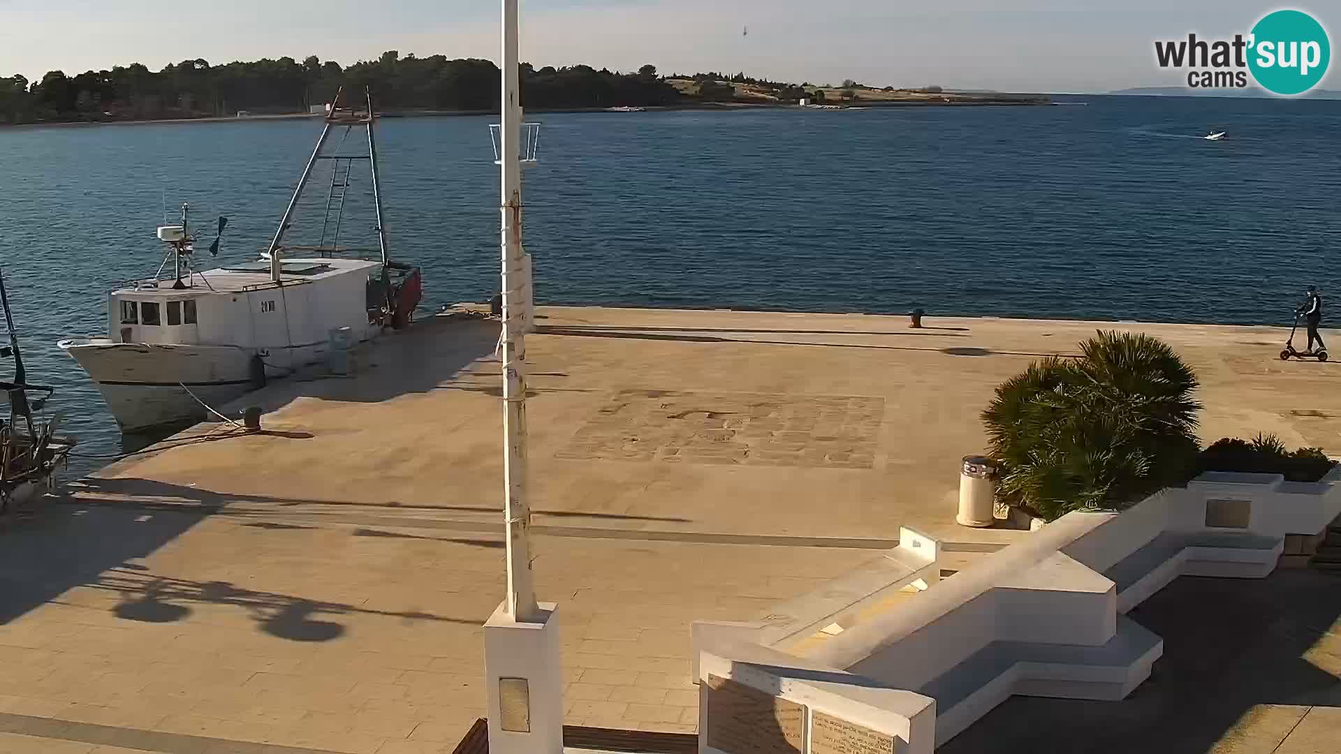 Livecam Promenade a Novalja