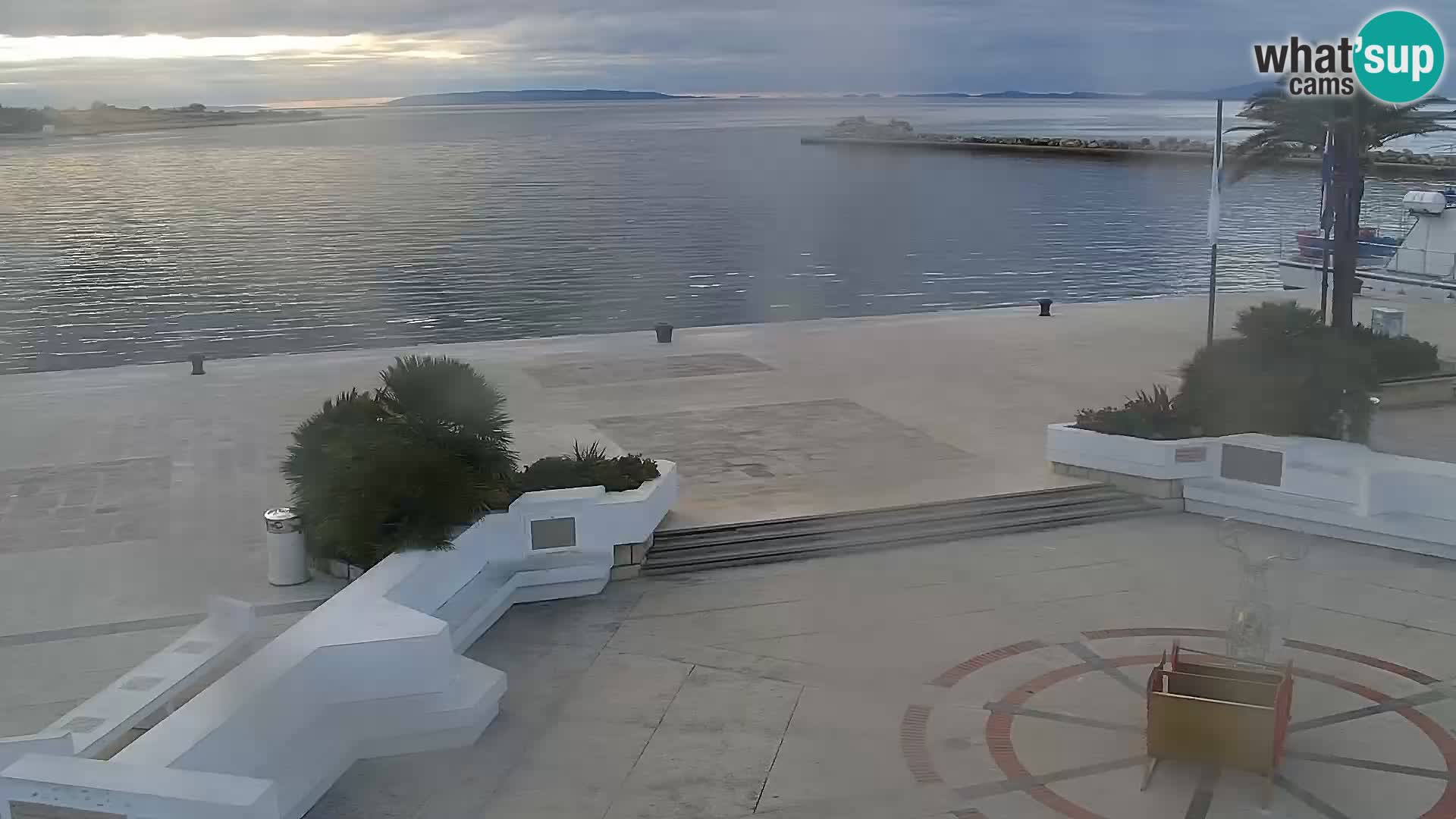 Livecam Promenade a Novalja