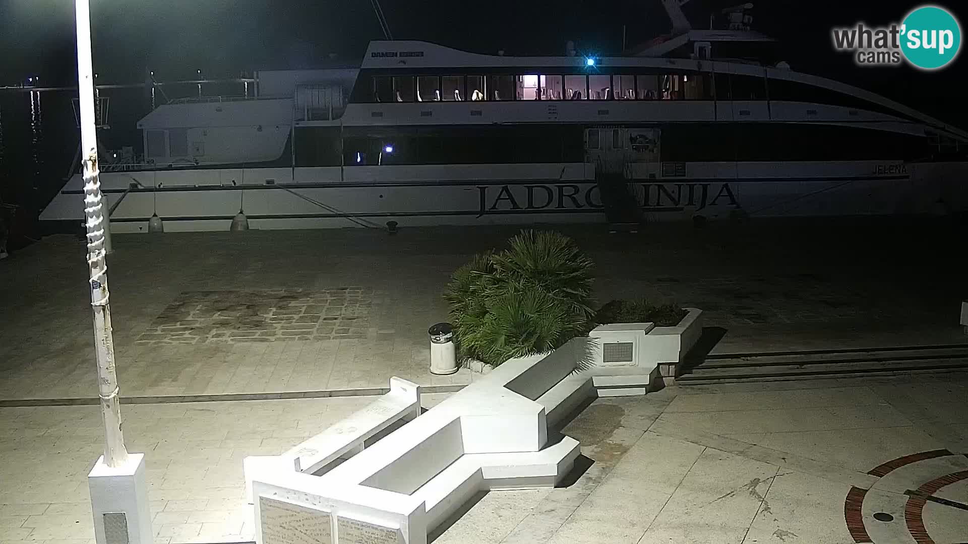 Livecam Promenade a Novalja