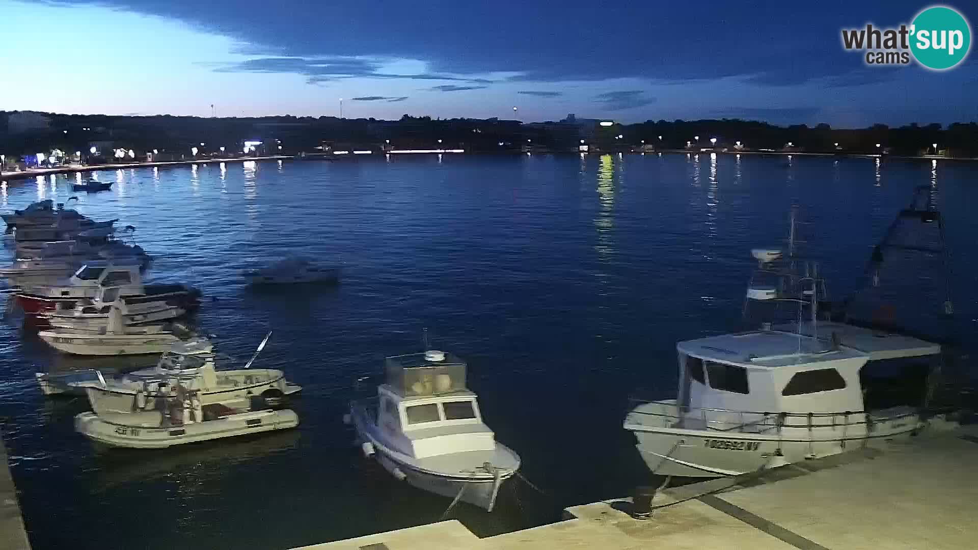 Webcam Novalja seaside promenade