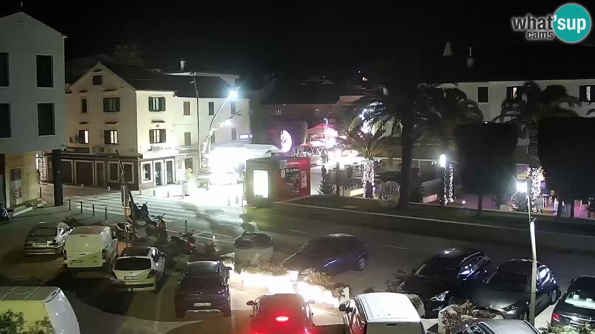 Web kamera Novalja promenada