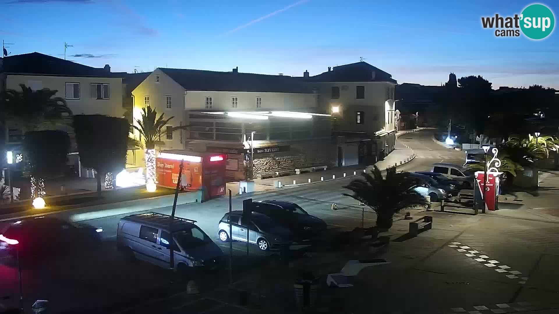 Novalja spletna kamera promenada