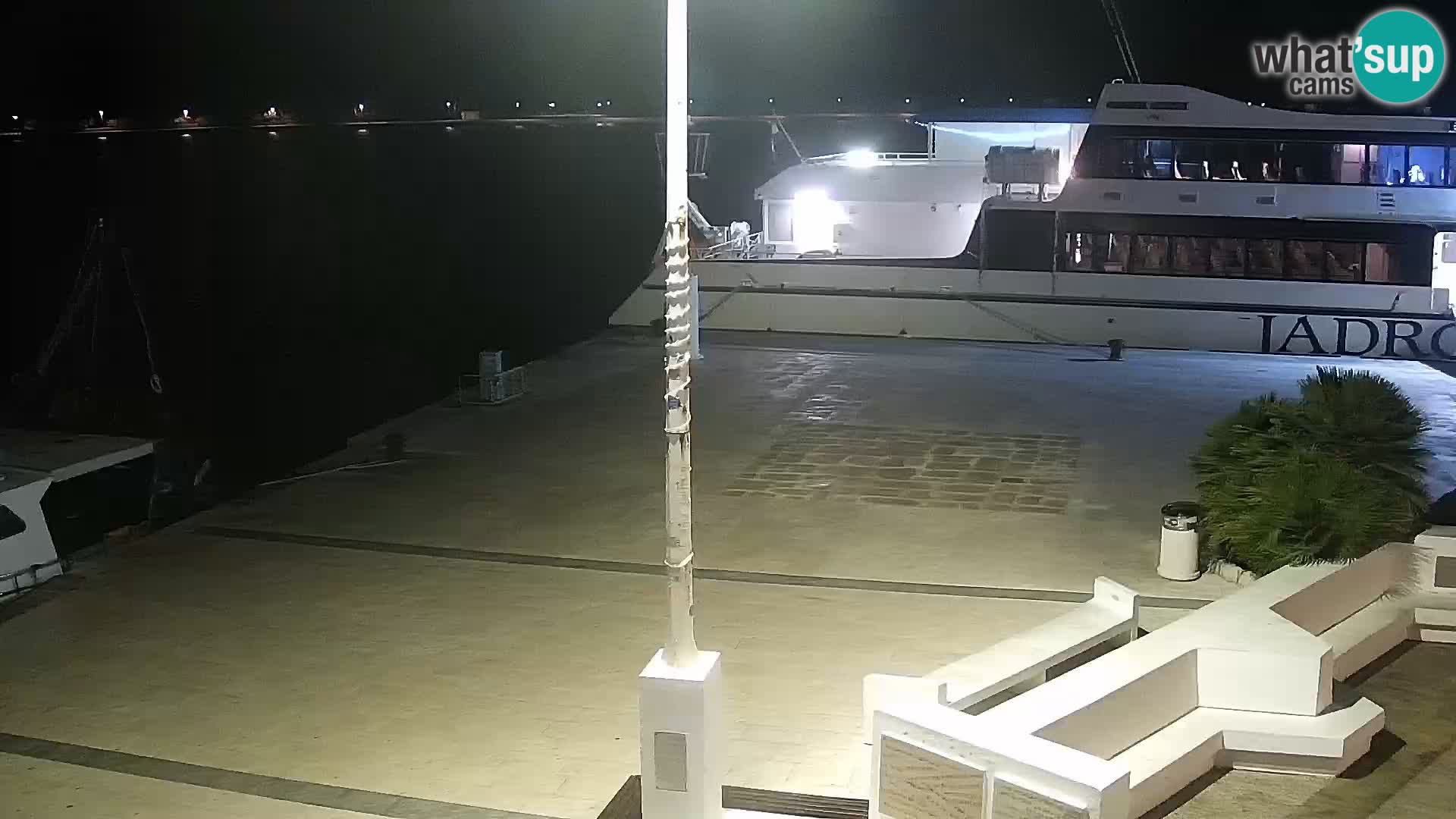 Livecam Promenade a Novalja