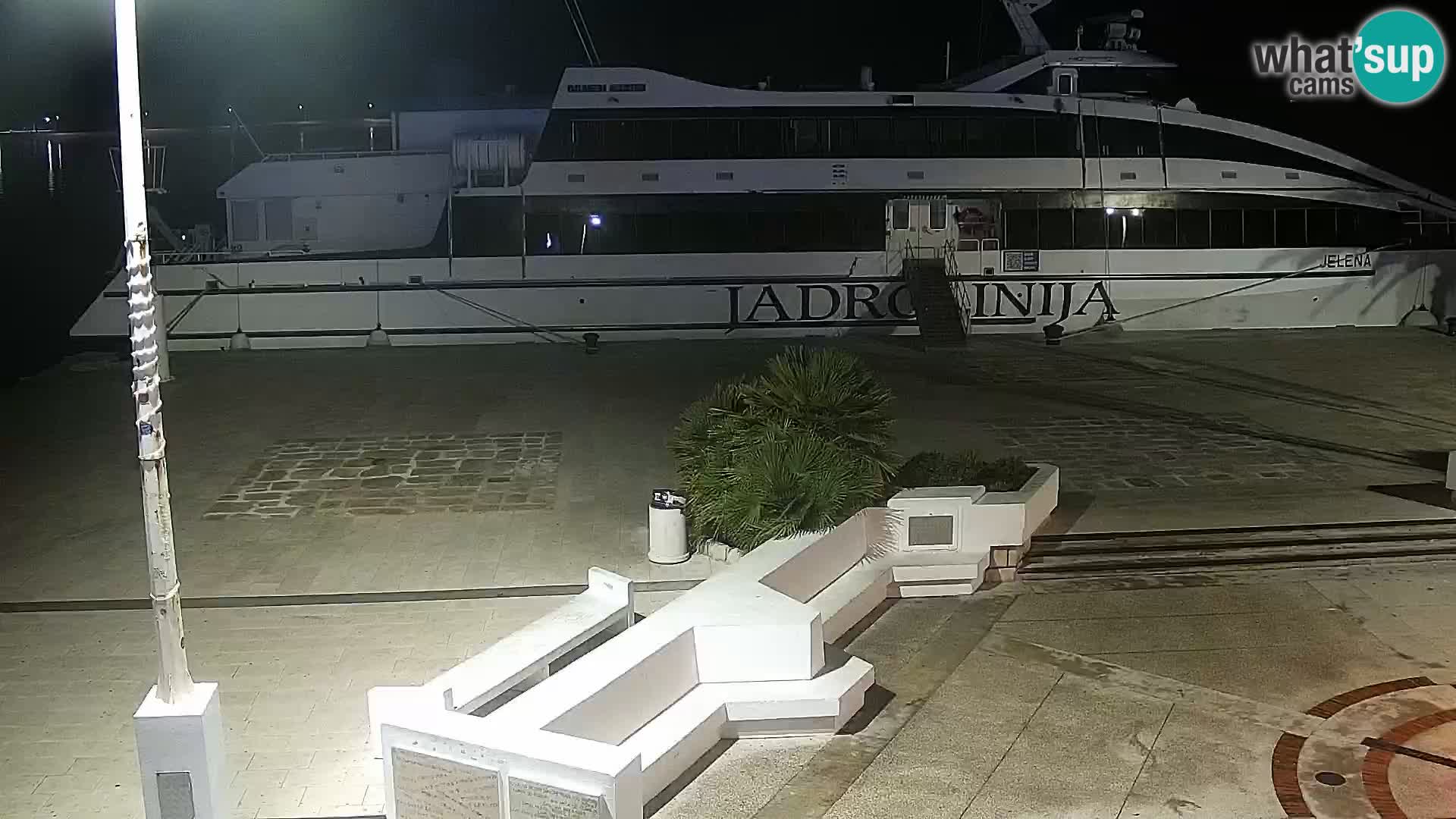 Webcam Novalja seaside promenade