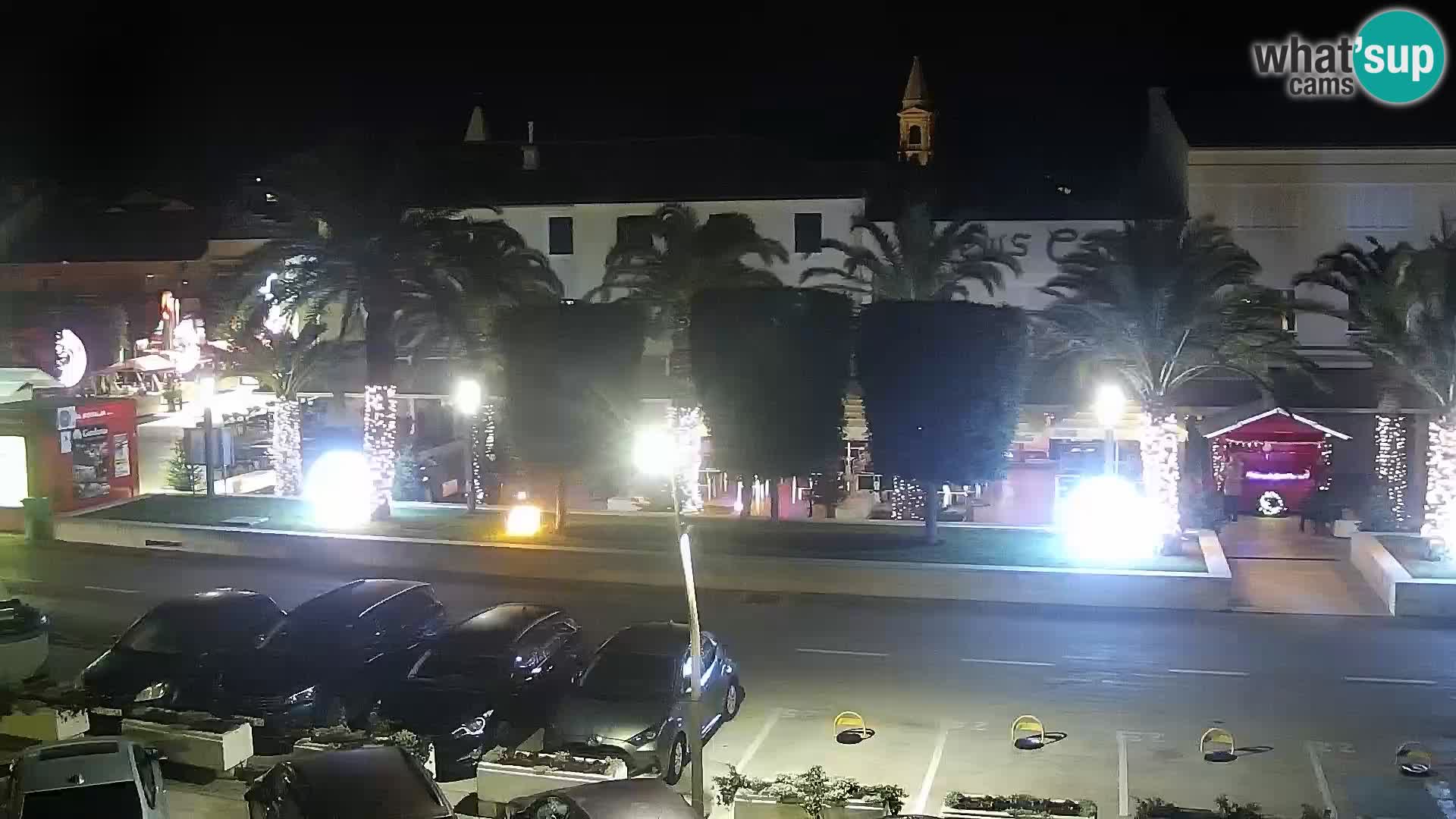 Novalja spletna kamera promenada