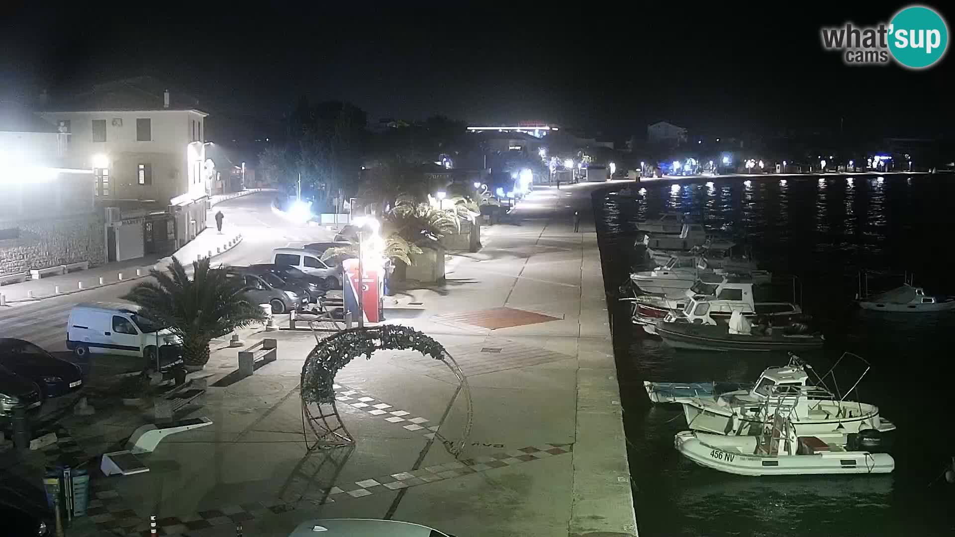 Novalja spletna kamera promenada