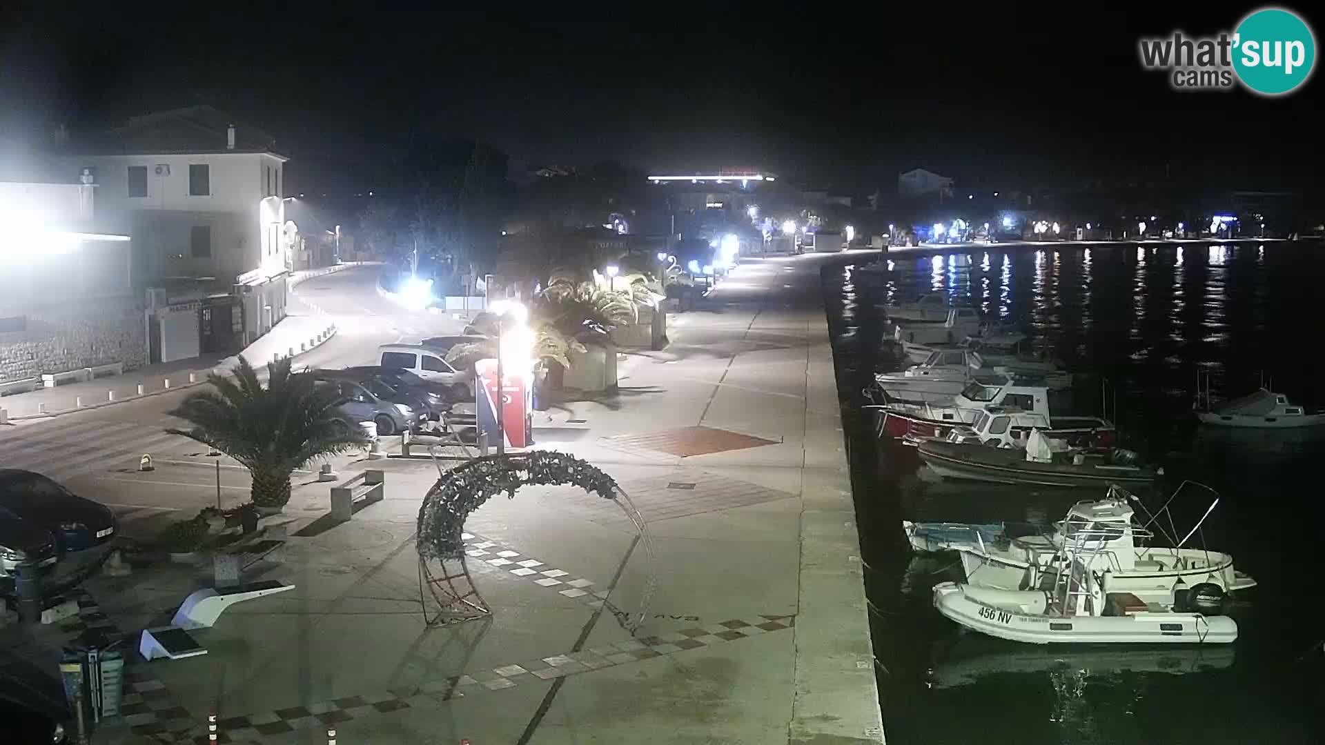 Novalja spletna kamera promenada