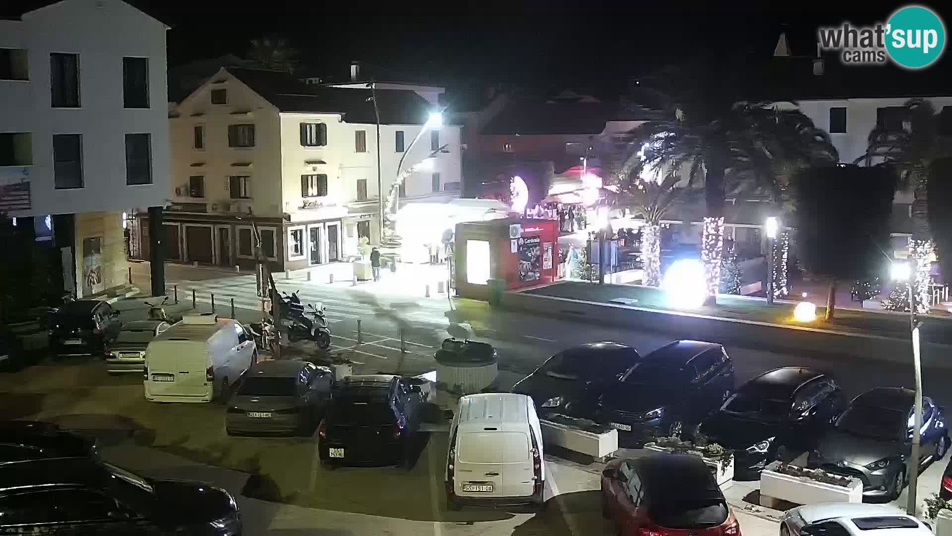 Novalja spletna kamera promenada