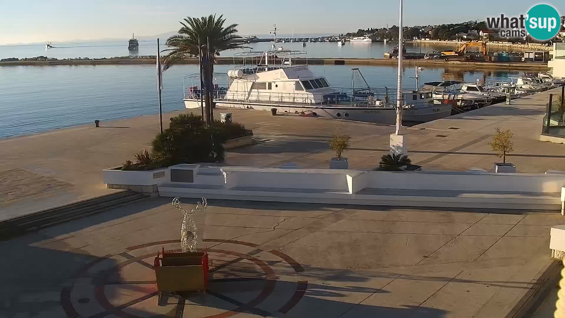 Novalja spletna kamera promenada