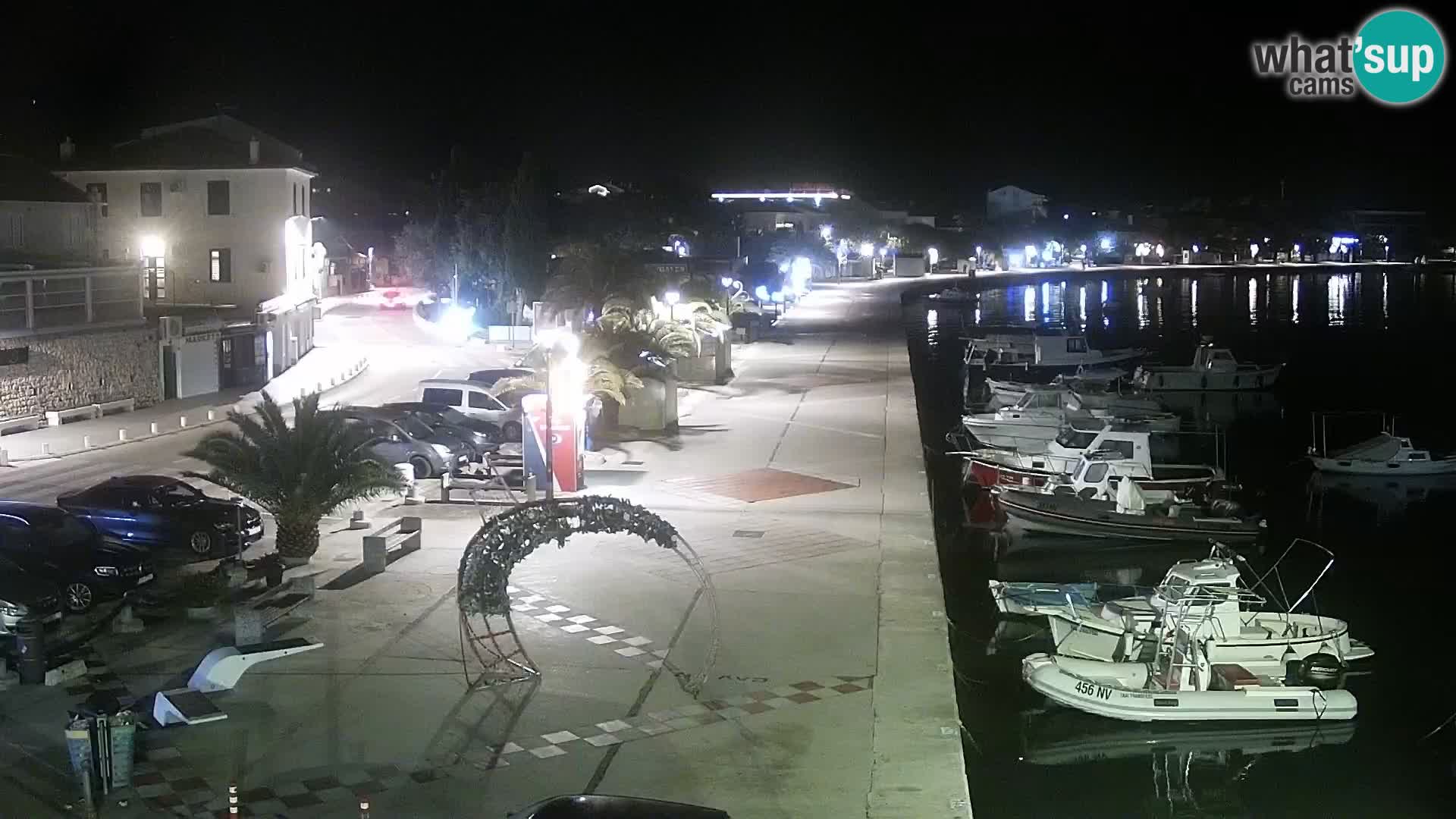 Novalja spletna kamera promenada