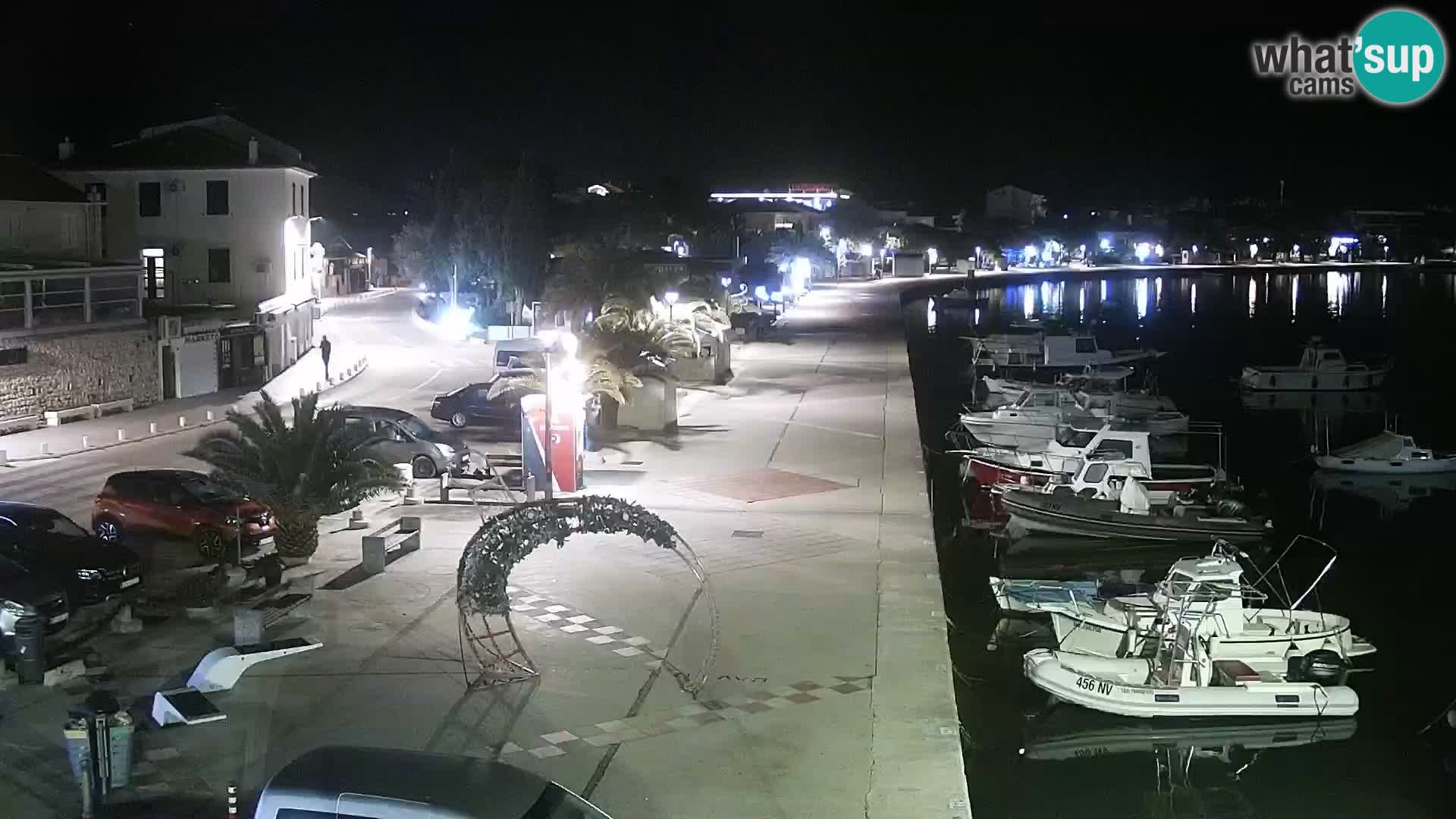 Novalja spletna kamera promenada