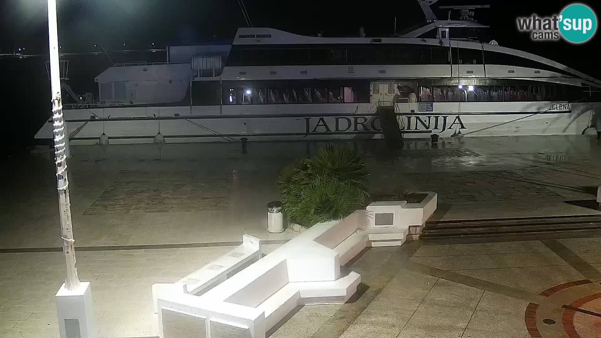 Livecam Promenade a Novalja