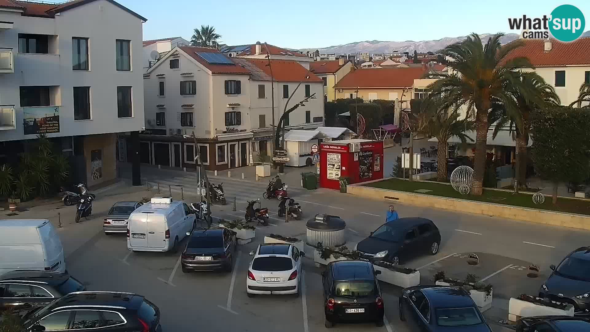 Webcam Novalja seaside promenade