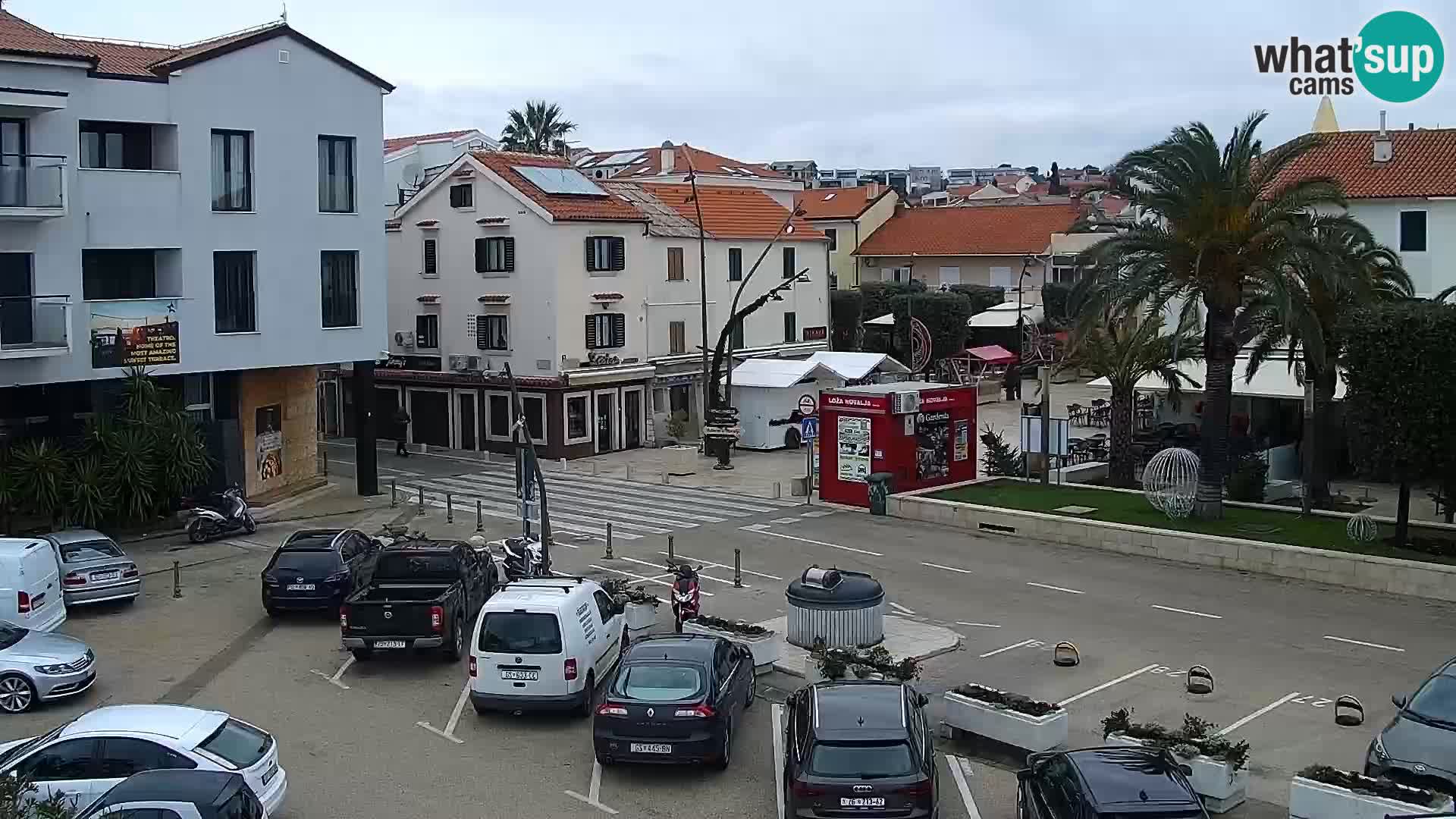 Web kamera Novalja promenada