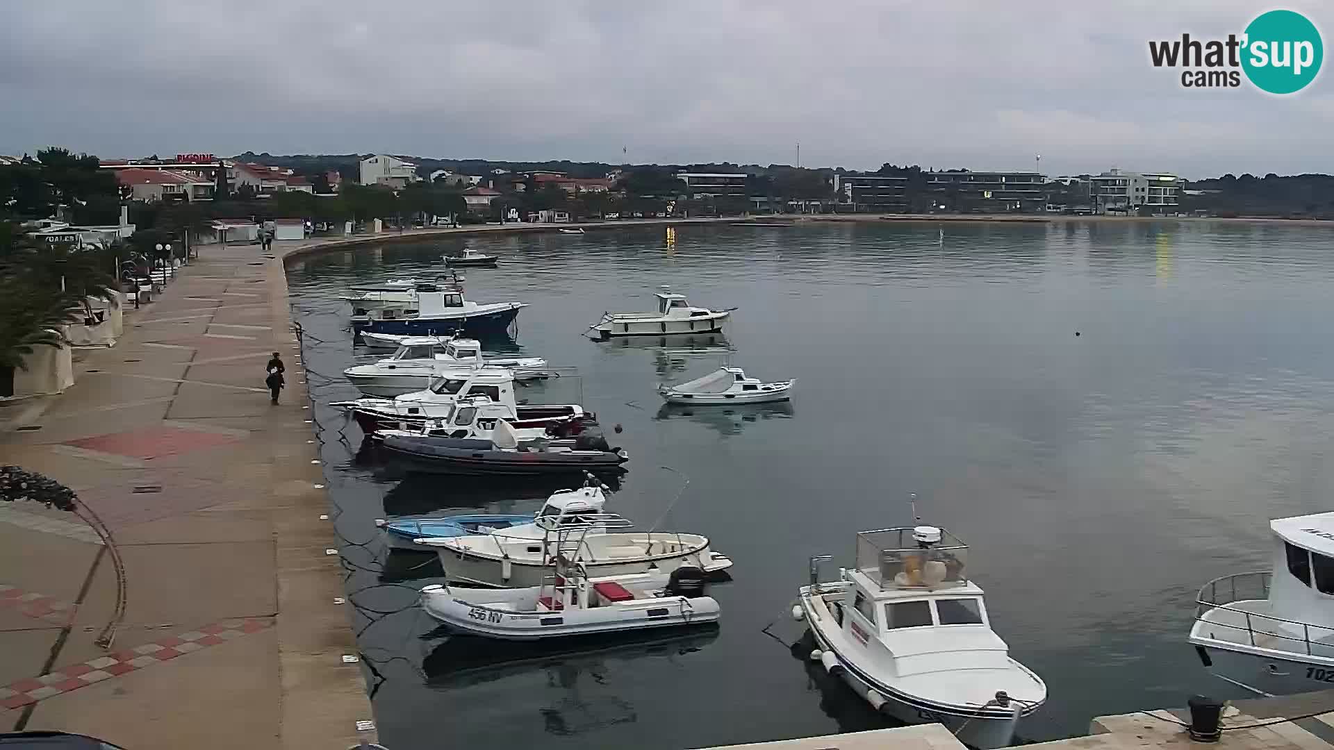 Web kamera Novalja promenada